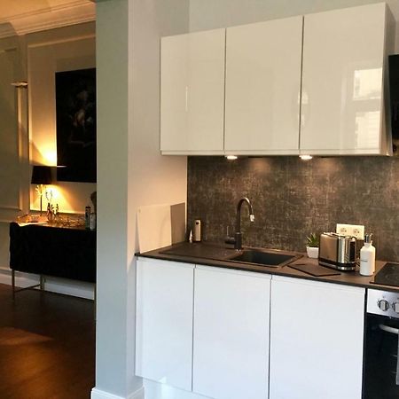 Altbauwohnung Im Herzen Von Karlsruhe Bagian luar foto