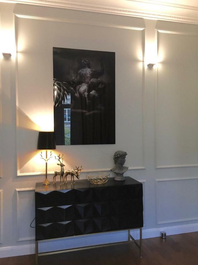 Altbauwohnung Im Herzen Von Karlsruhe Bagian luar foto
