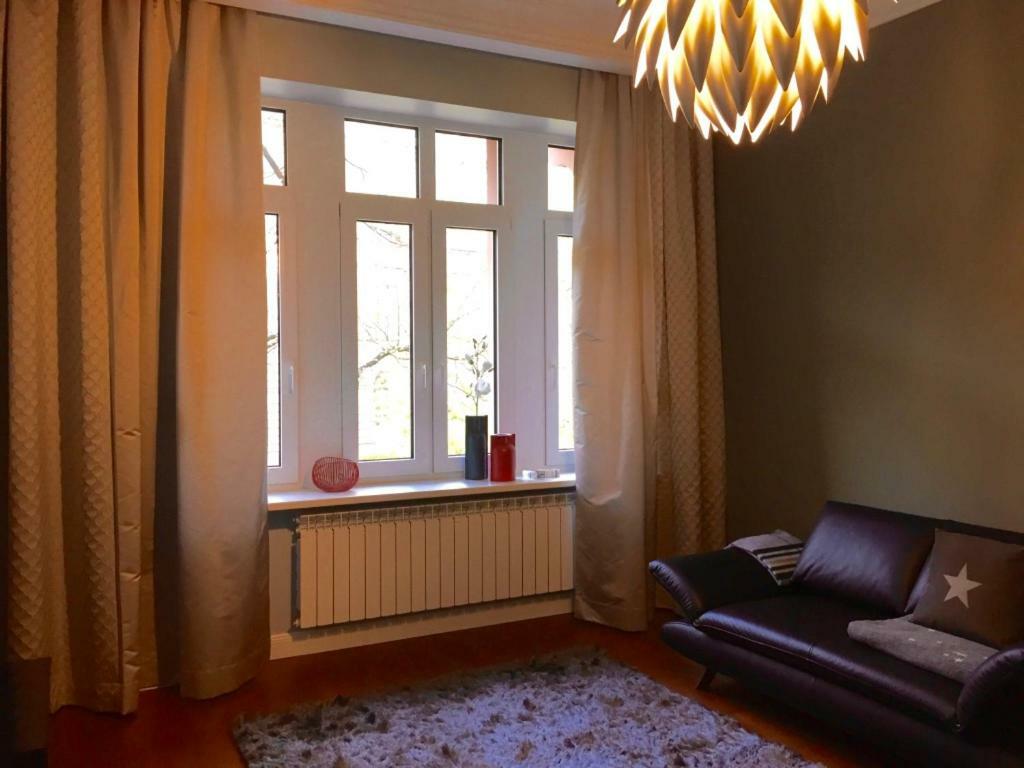 Altbauwohnung Im Herzen Von Karlsruhe Bagian luar foto